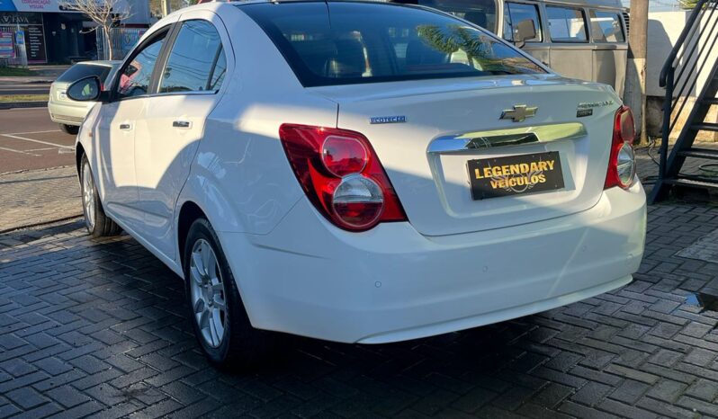 
								Hatch Chevrolet Sonic 2014 Branco 147000 10 4 Média margem Quitado Usado full									